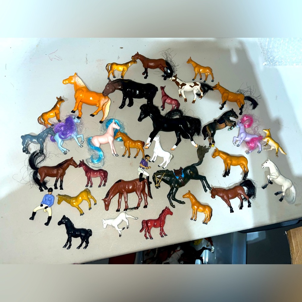 HORSE TOYS Y2K